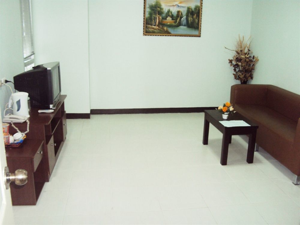Aryan Suites Hotel Bangkok Kültér fotó
