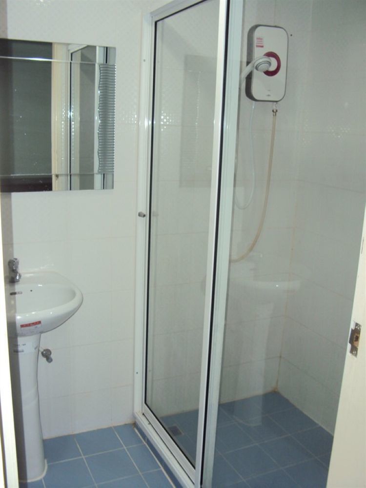 Aryan Suites Hotel Bangkok Kültér fotó